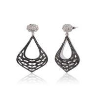 le vian 18k vanilla goldÂ® earrings with vanilla diamondsÂ® 5/8 cts., black diamonds 3  3/8 cts.