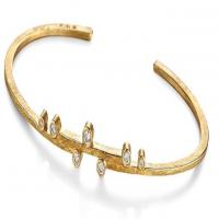 linear stepped cuff in gold with diamonds