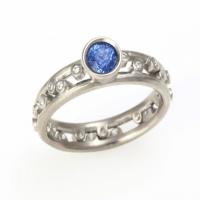 starlight ring in white gold with sapphires