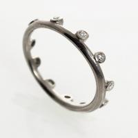 pebble band (large) in white gold with diamonds