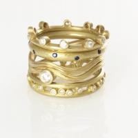 gold sapphire 5 ring stack