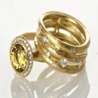 pave bezel & triple wave wedding ring set