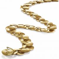 swirl necklace in gold