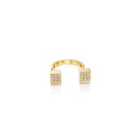 piece square between the finger diamond ring
