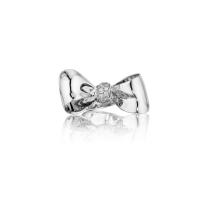 bow diamond knot ring (medium)