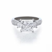 Ultimate Diamond Corporation 3.01 Ct Princess Cut G VS2 Diamond Engagement Ring in Platinum