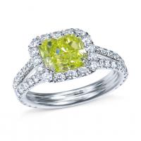 Vivid Green Diamond Engagement Ring