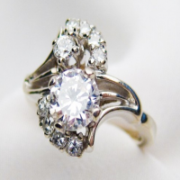 midcentury diamond crossover ring
