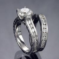 1003 – diamond engagement ring & wedding band set