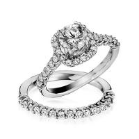 Gottlieb & Sons Engagement Ring Set: Classic Halo