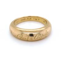 van cleef & arpels signature ring