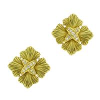 fleur-de-lis diamond gold earrings