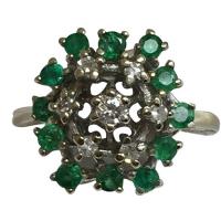 14 k white gold emerald and diamond ring