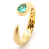 emerald serpent ring