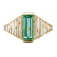 artemer emerald ring with needle baguette diamonds