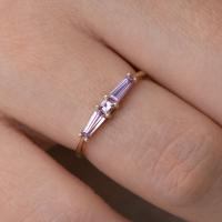 Artemer Lilac needle baguette ring