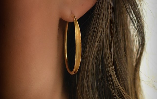 Ayesha Mayadas - Hoop Earrings in Gold