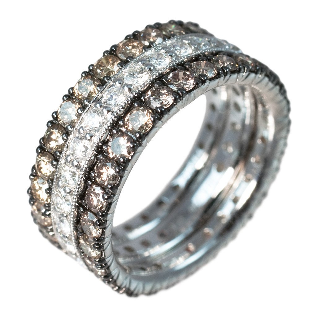 oxidized white gold and diamonds band set oxidized white gold and diamonds band set