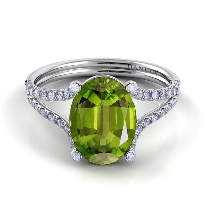 Danhov Solo Filo Split Shank Peridot Diamond Ring